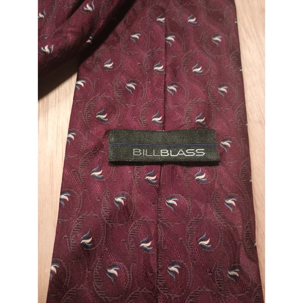 Bill Blass Black Label Mens‎ Necktie Tie Silk Red  57 x 4